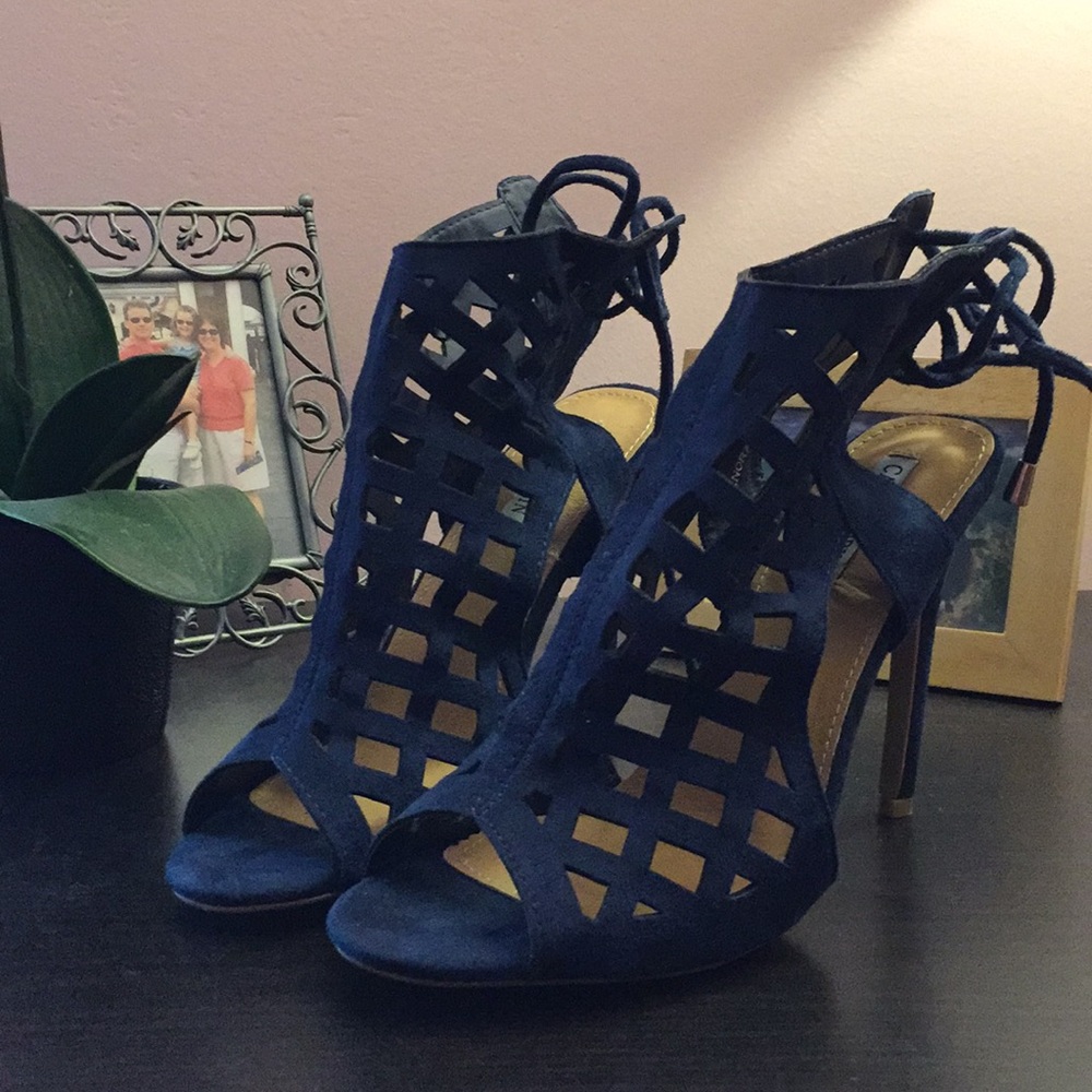 NWOT CAPE ROBBIN Stiletto sandals 💖